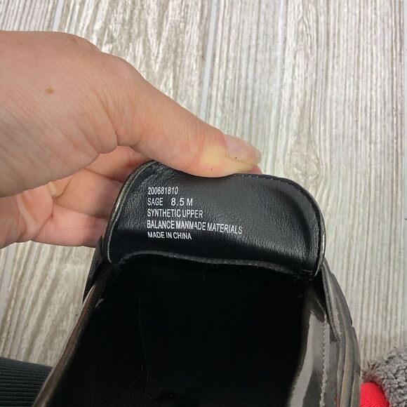 Crown Vintage Women's Size 8.5M Embossed Faux Leather Platform Loafers Green - Picture 9 of 10